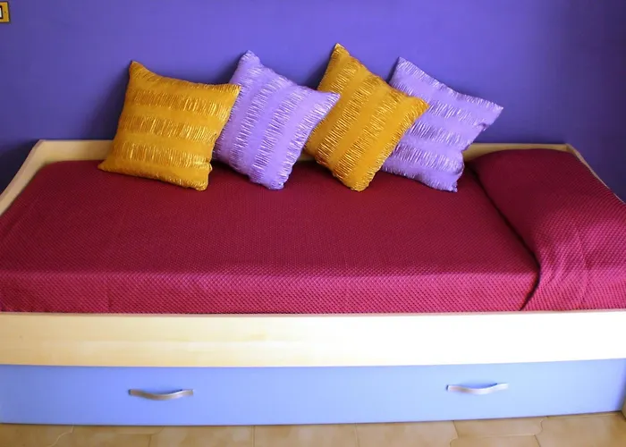 艾利莫妮住宿加早餐旅馆 *